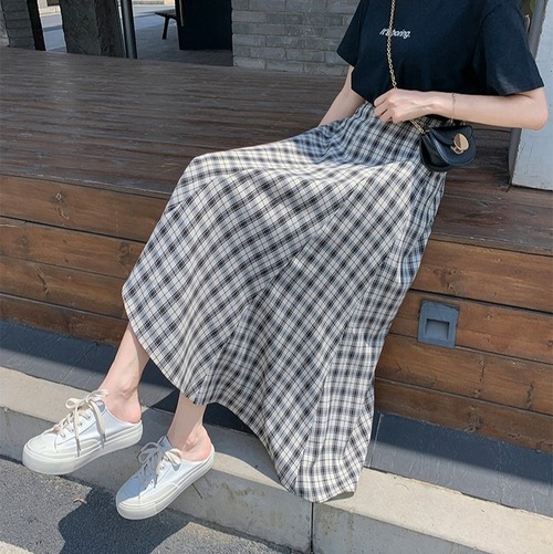 チェック柄　フレアロングスカート