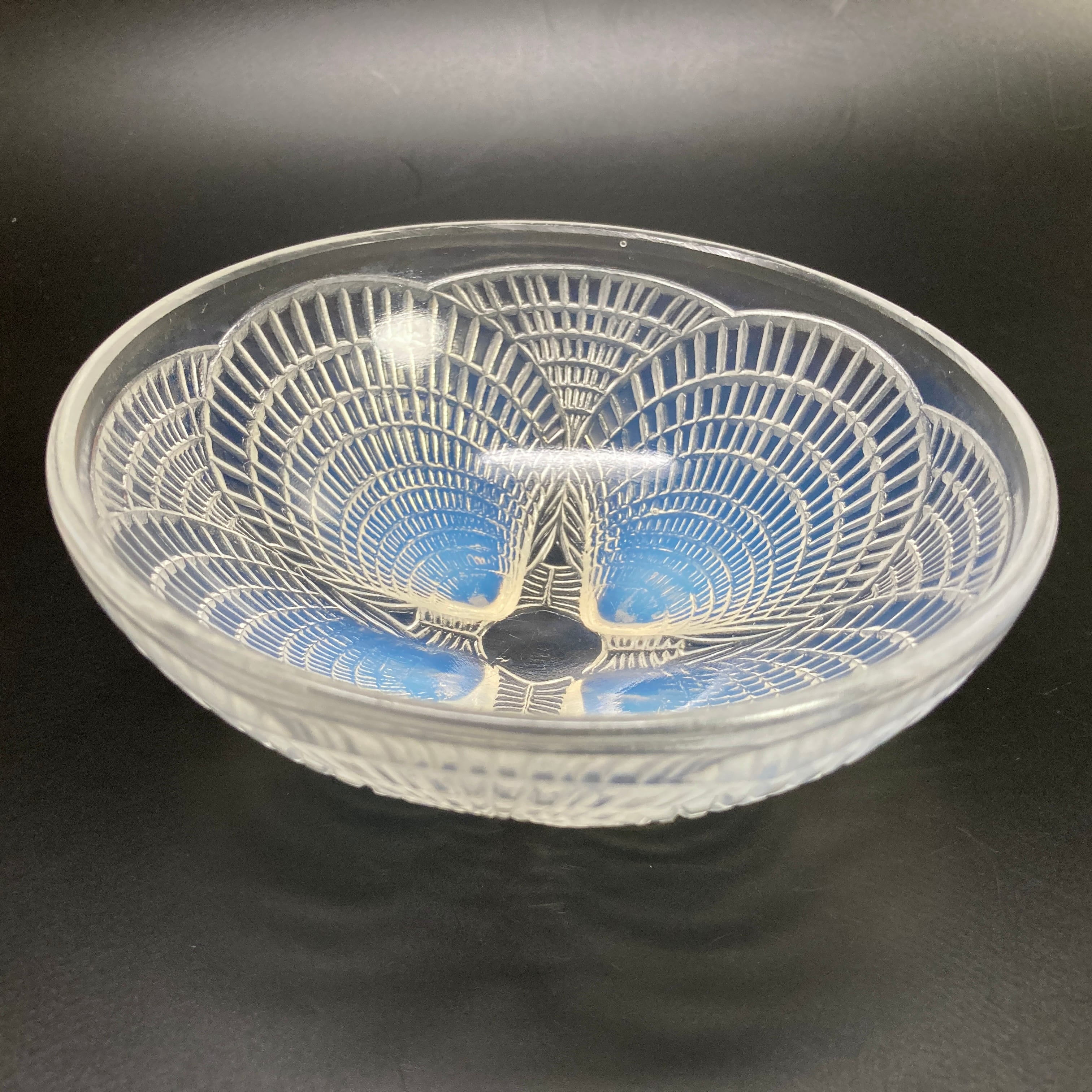 ルネ・ラリック コキーユ 鉢 ボウル オパルセント ガラス LALIQUE