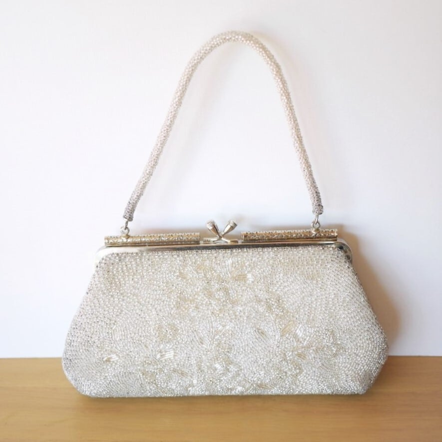 アイボリー ビーズ刺繍 香港 ハンドメイドパーティバッグ 着飾っ 