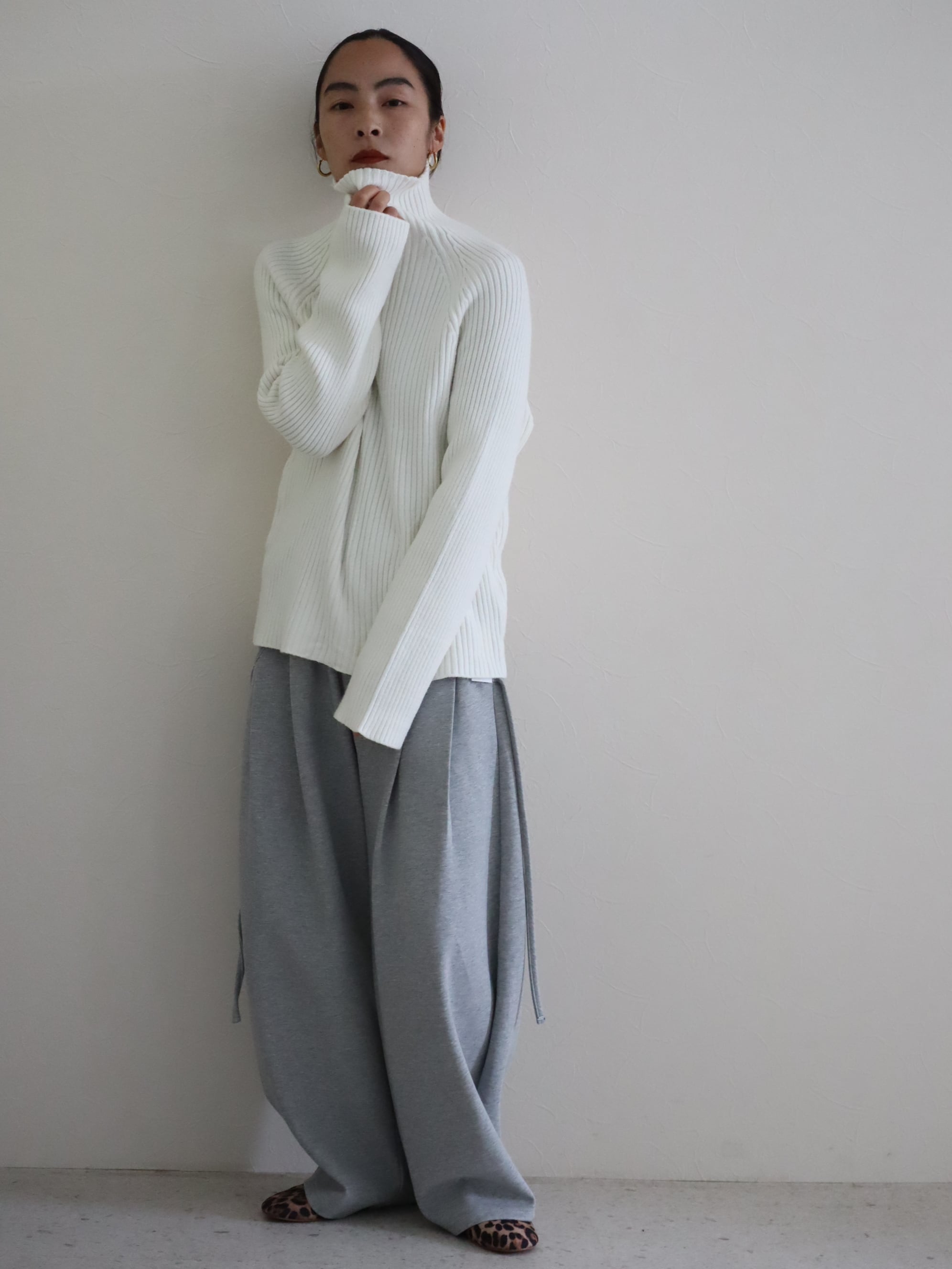 curvy sweat pants | HAILEE