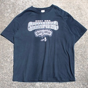 【XLサイズ】00's NBAチャンピオン06/07 サンアントニオ スパーズ 古着 黒 Tシャツ フェード〇