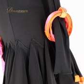 社交ダンス 衣装 ラテン ドレス ワンピース ブラック系 ピンク系 オレンジ系 黒 ピンク オレンジ フリル デモ 競技 ダンス パーティ 発表会 おしゃれ かわいい 女性用 舞台衣装