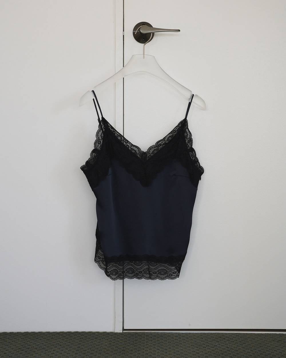 H*♡様 anuke Satin Lace Camisole ネイビー anuke 】Satin Lace Camisole | valance 福井｜レディース セレクト