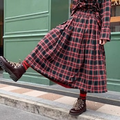 赤の温度をまとう物語 ギンガムの双面ロングスカート《W0220》