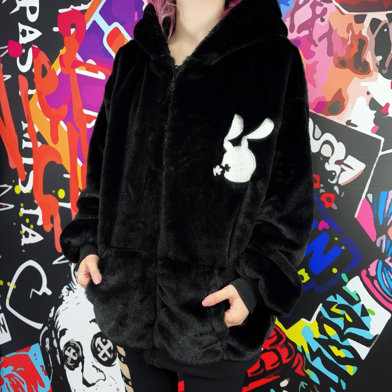 ふわふわBLACK ZIP OUTER【刺繍デザイン】 | NIER CLOTHING