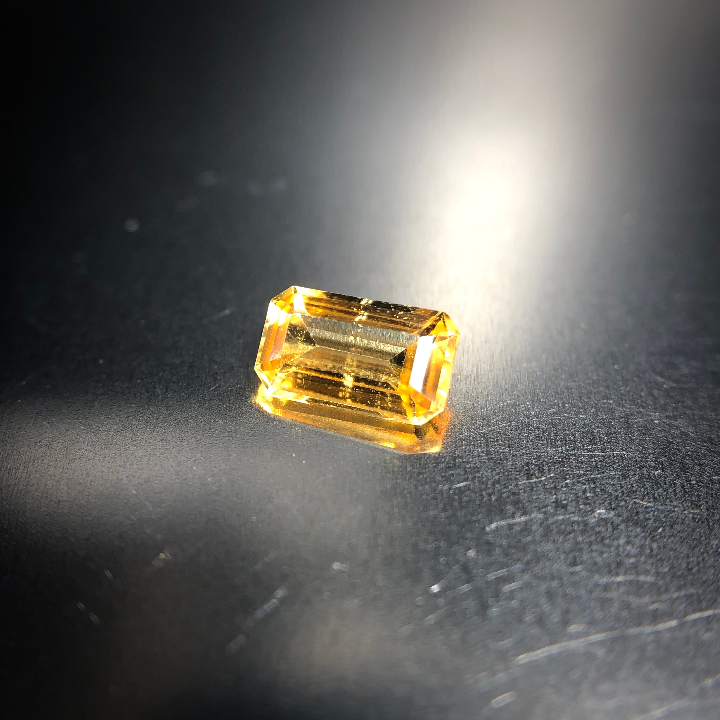 燦々と煌めく太陽のような宝石 0.31ct 天然 イエローサファイア | Frederick’s Gems&Jewelry powered by  BASE