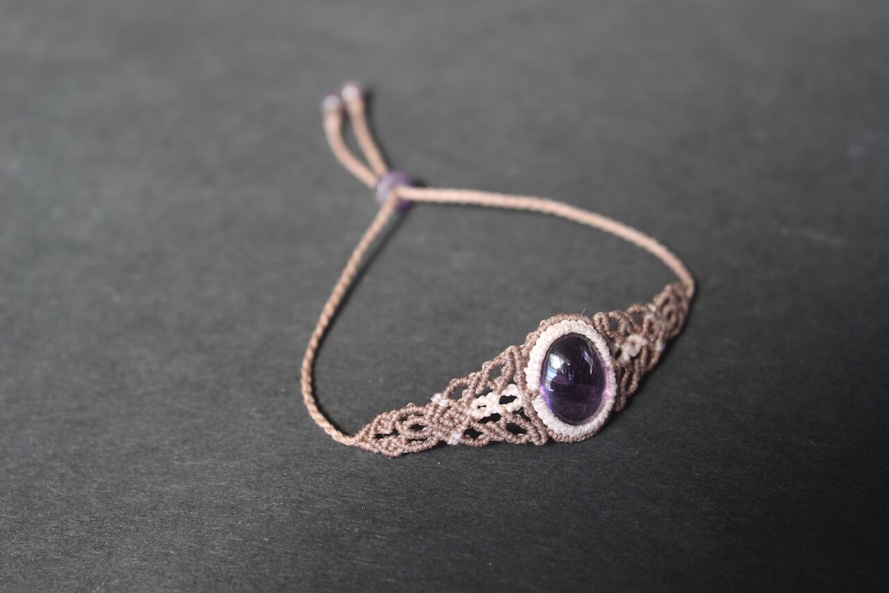 Amethyst micro macrame bracelet
