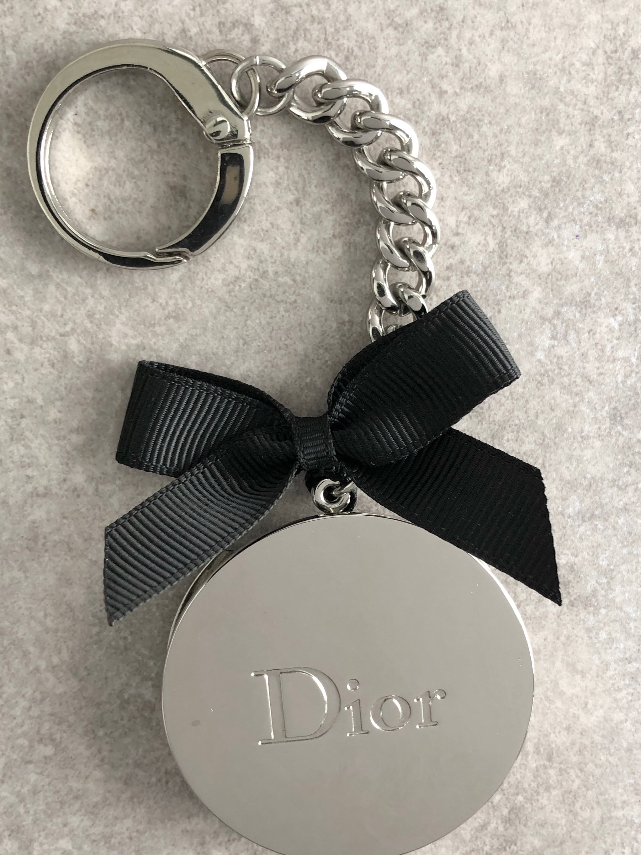 Christian Dior クリスチャン ディオール チャーム シルバー バッグ