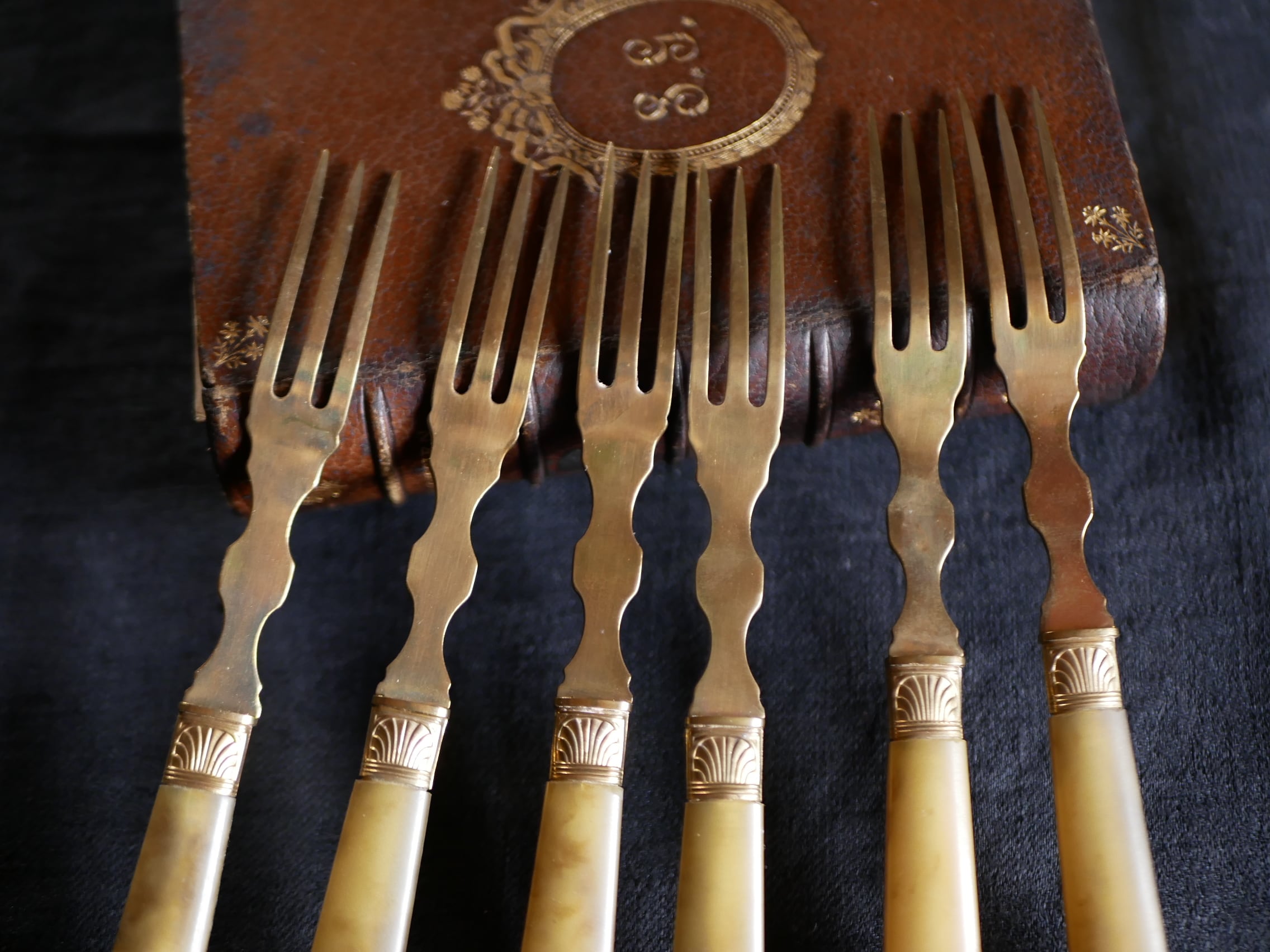 デザートナイフ＆フォーク ヴィンテージカトラリー フランスブロカント