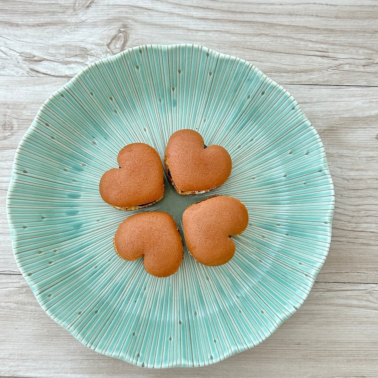 幸せの四つ葉クローバー♡プチハートどら焼き4個入パック