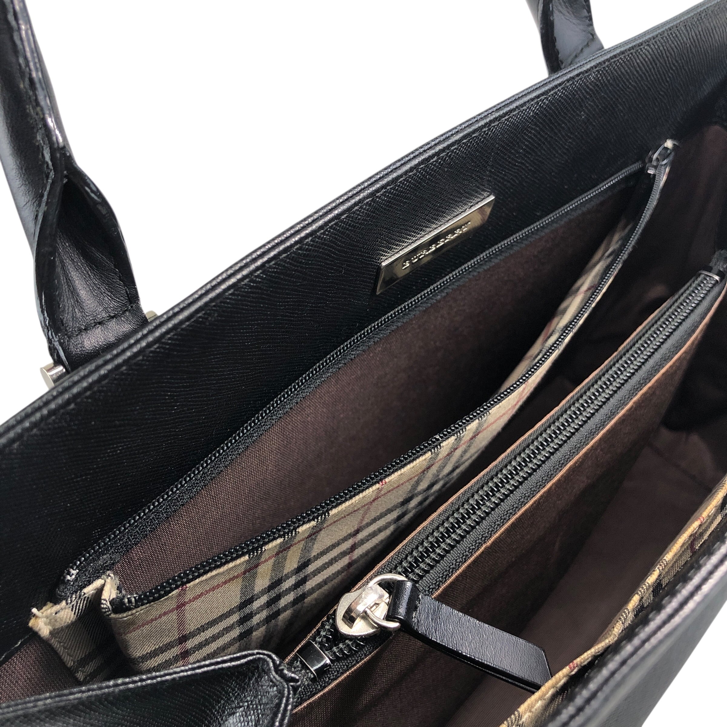 BURBERRY バーバリー ハンドバッグ ブラック ロゴ レザー 型押し