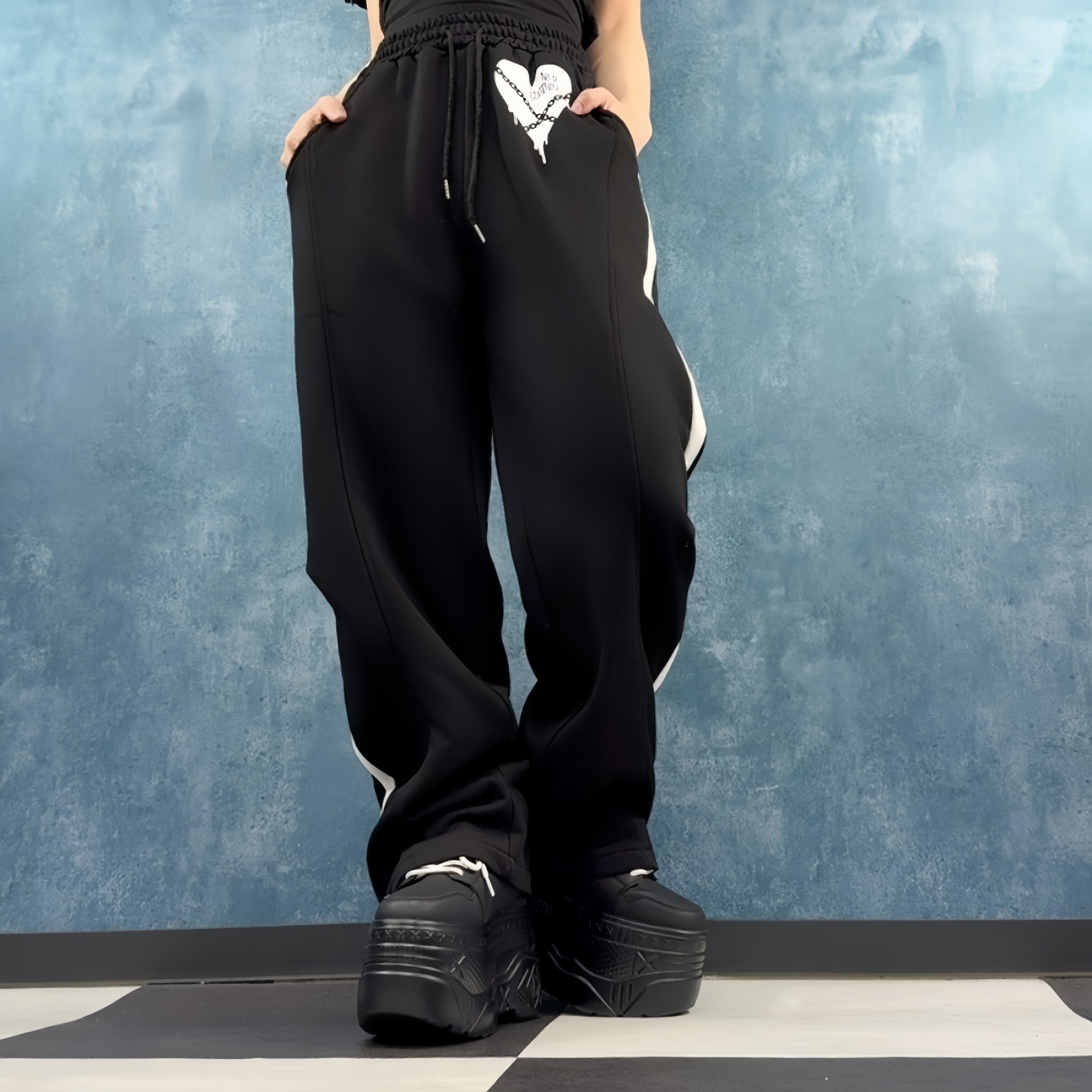 SIDE ZIP SLIT BLACK WIDE PANTS【CHAIN HEART】 | NIER CLOTHING