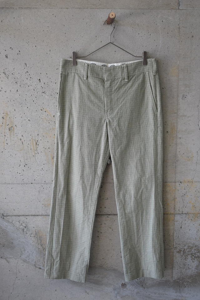Blue cropped pants