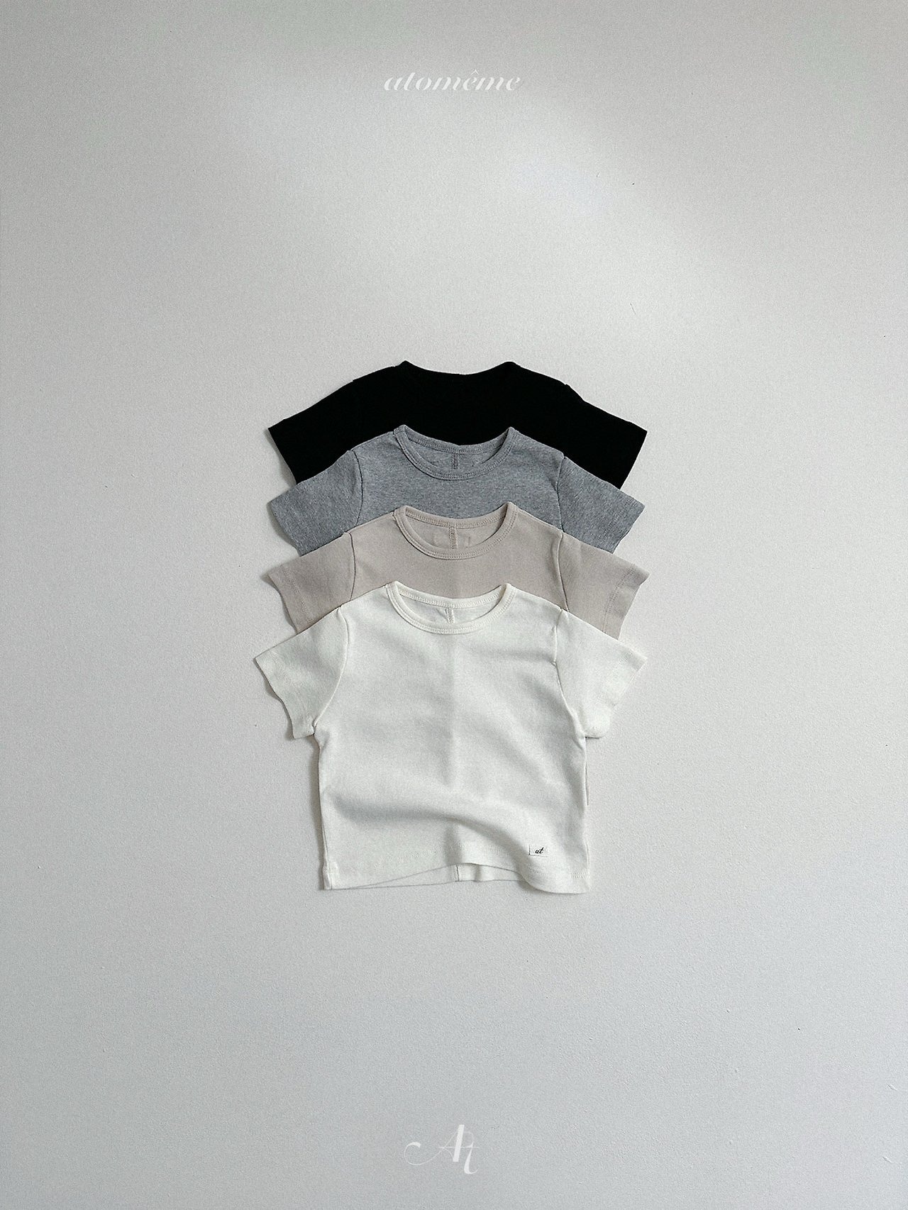 [atomeme] Blackberry Cut Tee / [아토메메] 블랙베리절개티