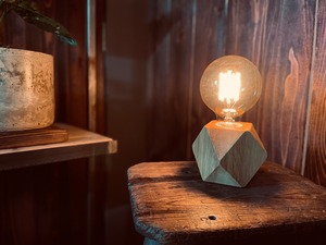 wood tablelamp "polygon"