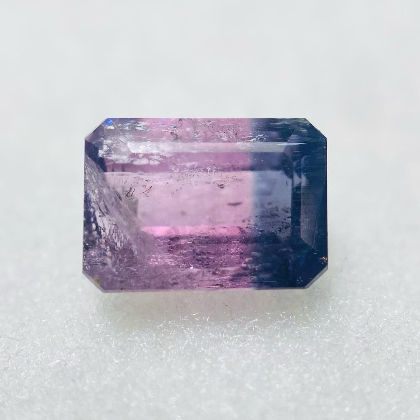 紫陽花?モダンアート?バイカラートルマリン