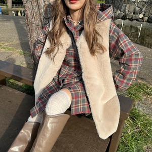 reversible eco far／fake mouton VT／beige