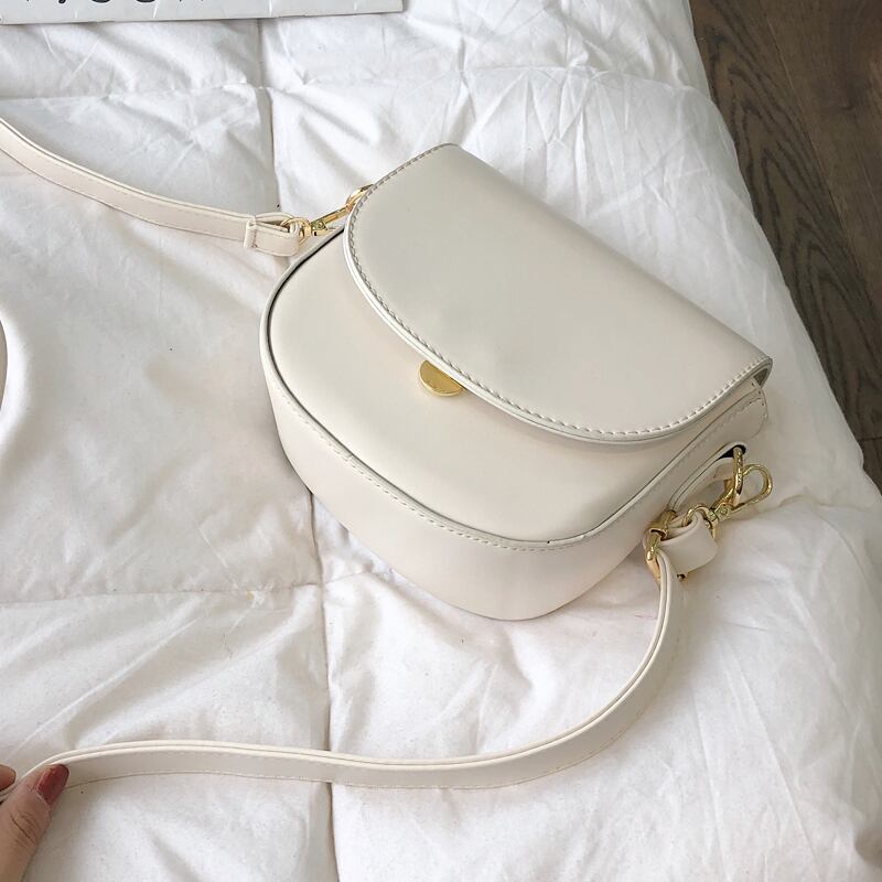 オールマッチウエスタンスタイルスモールバッグ女性2020新しい流行のファッションメッセンジャーバッグフレンチニッチサドルバッグテクスチャショルダーバッグ 手作りハンドバック74819781214