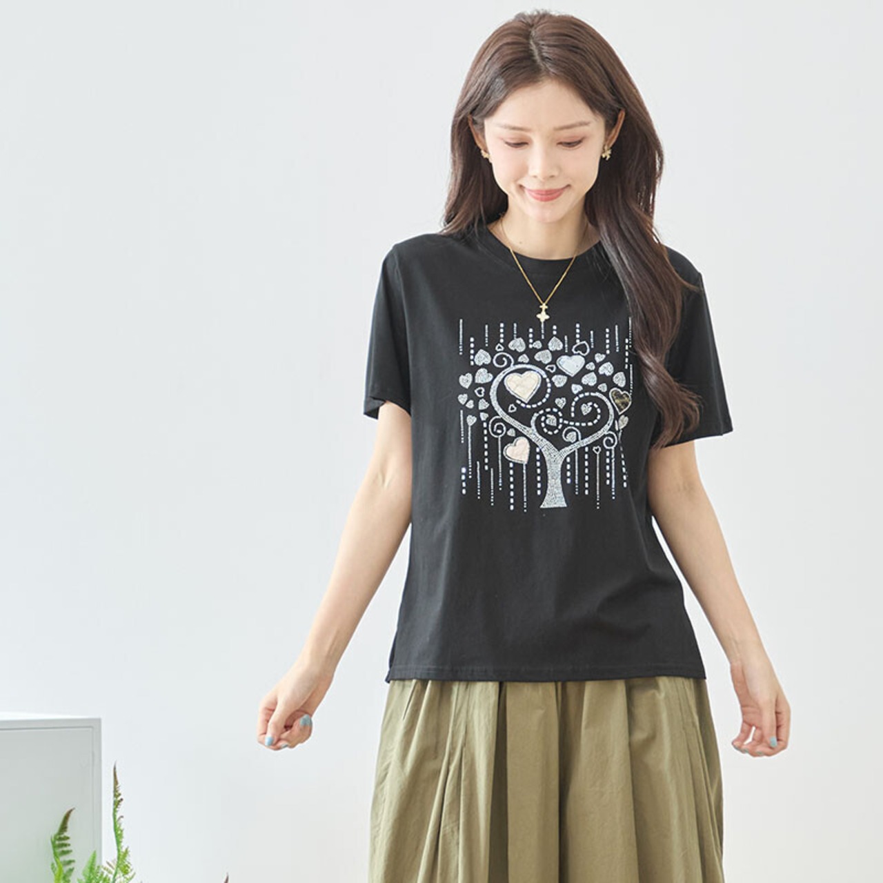 TRUBE ラインストーンハートモチーフ半袖Tシャツ【M~L】ブラック