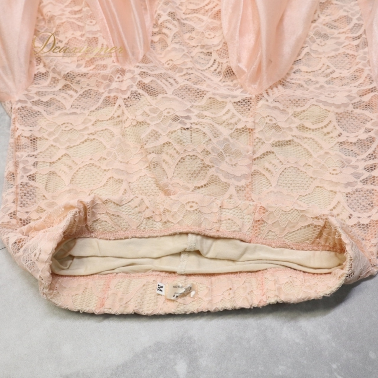 ベリーダンス オリエンタル 衣装 スカート ピンク系 レース 透け感 かわいい 練習 レッスン 伸縮 ストレッチ 上品 花柄 インナーパンツ 淡い ボリューム ふんわり ダンス衣装 ステージ イベント