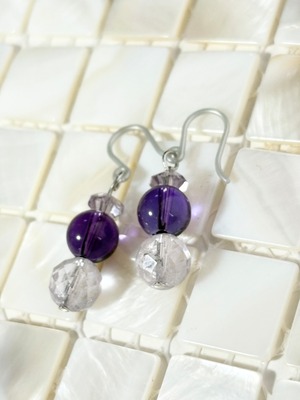 アメジストピアス(アレルギー対応樹脂ピアス)