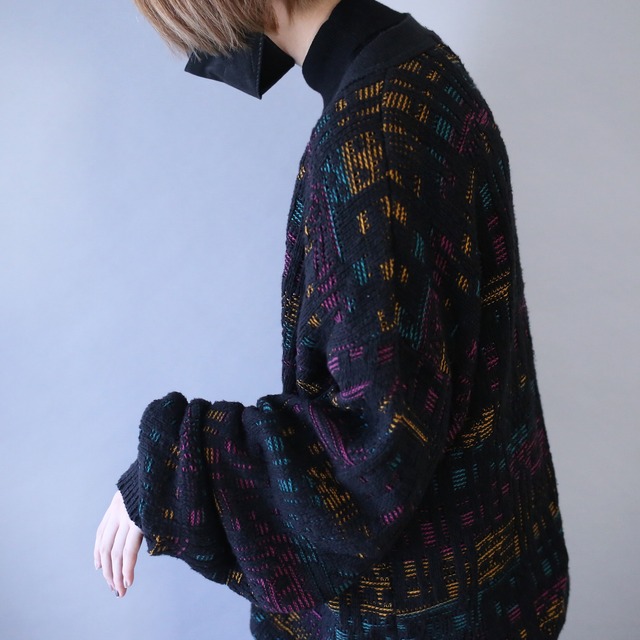 "LONDON FOG" psychedelic multi color design loose silhouette knit cardigan