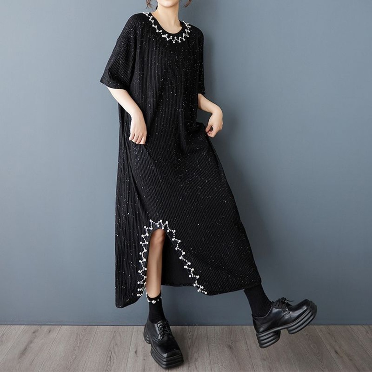 ビーズスリット ブラック ワンピース  30064