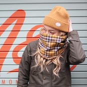 [2022年モデル] ROBIN NECK WARMER /タータンチェック(YE) & ブラウンファー