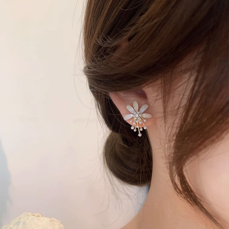 フラワーチャーム ドロップピアス 0082