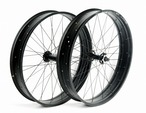 BRONX 24inc×4.0用フロントホイール（ブラックリム）