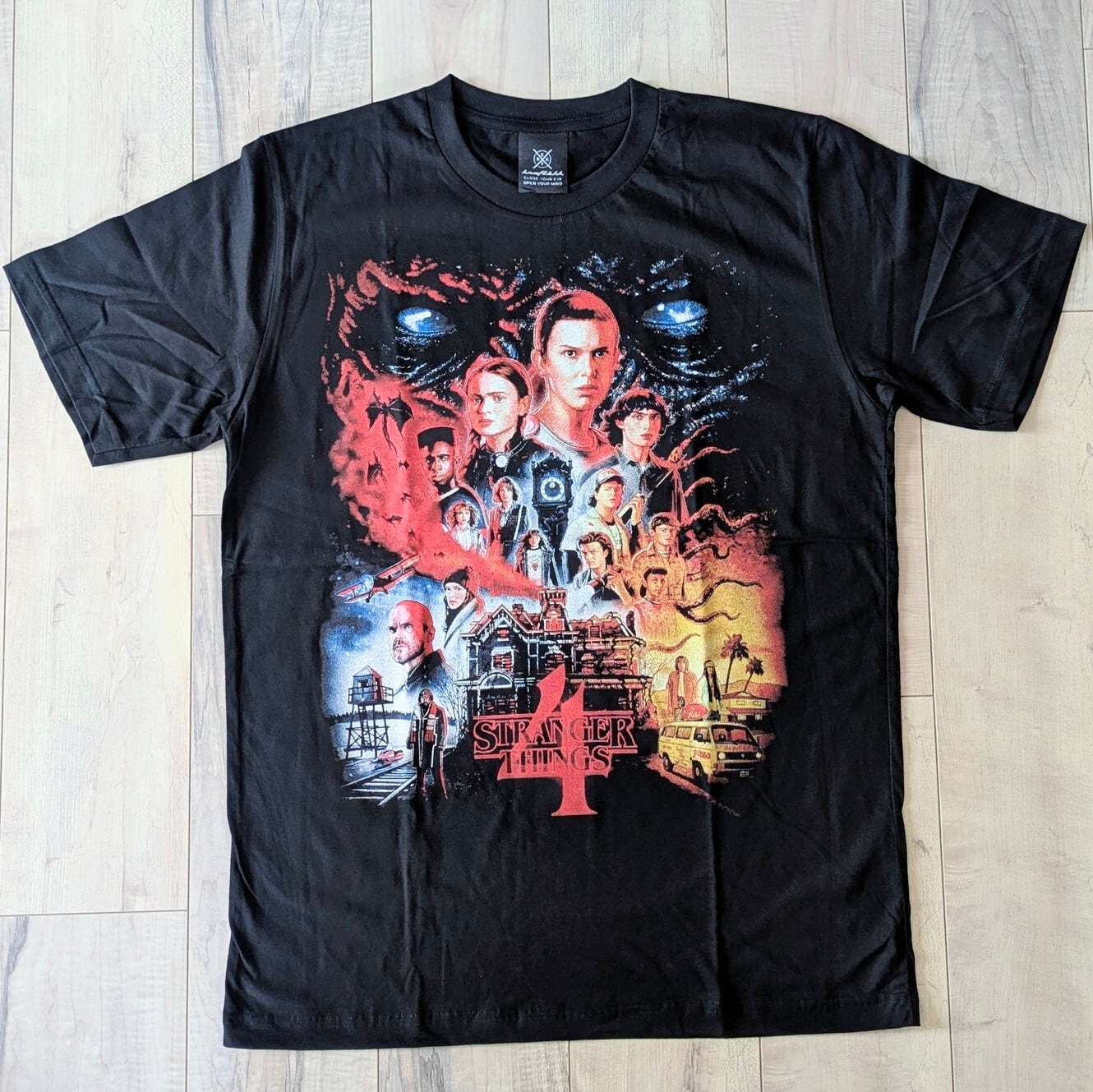 【 Stranger Things / ストレンジャーシングス 】Tシャツ / ストレンジャーシングス Season4〚アメリカン雑貨 アメトイ〛