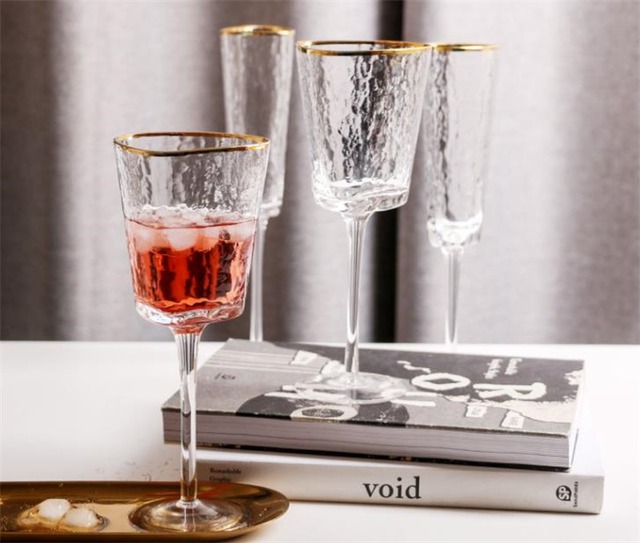 超人気インスタグラムで話題  三角グラス プノンペン シャンパングラス ヨーロピアンスタイル