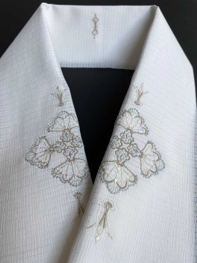 刺繍半襟「梅」 | 百葉堂 