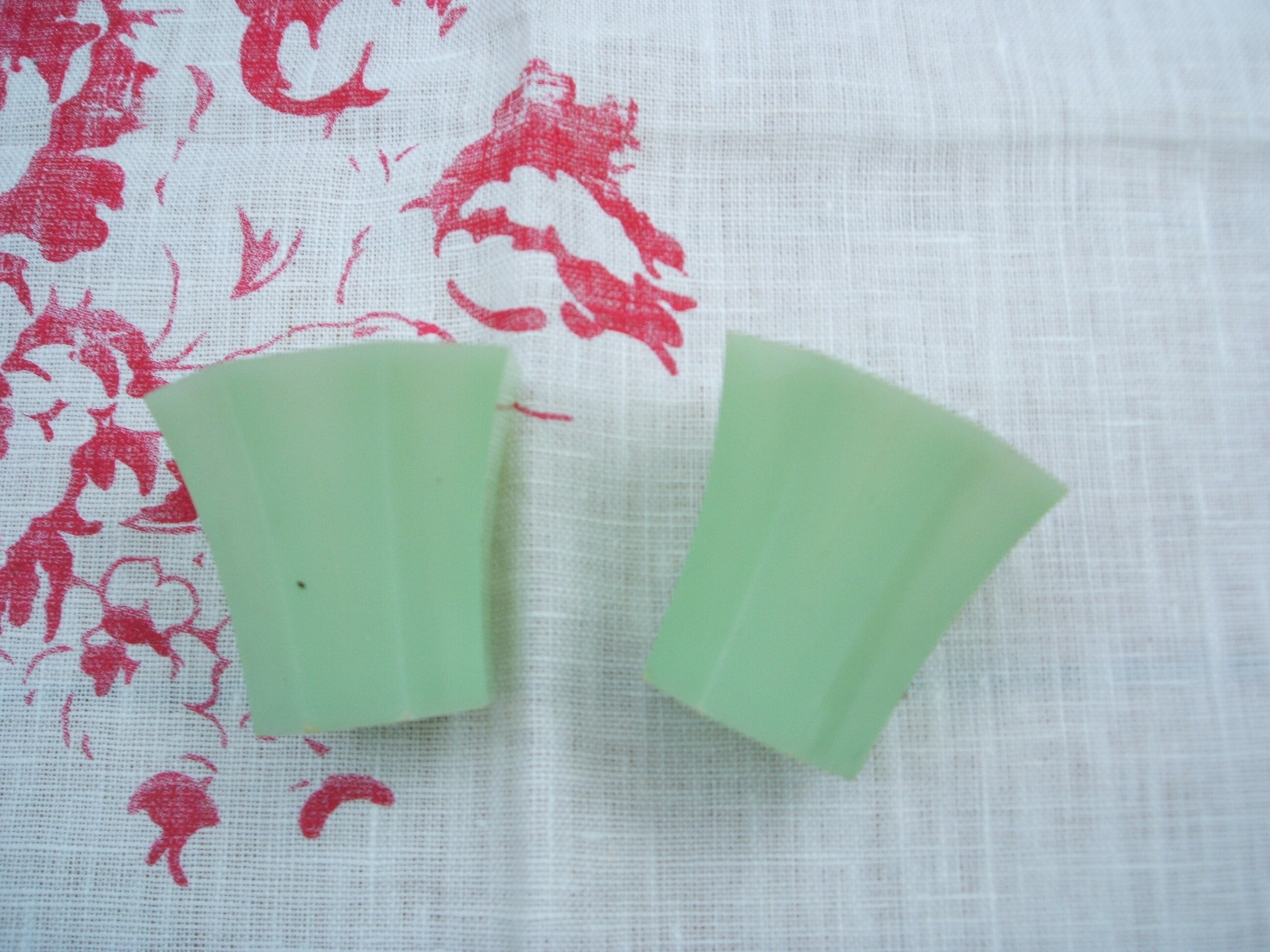 english vintage bakelite pale green spice holder イギリス english vintage bakelite pale green spice holder イギリス