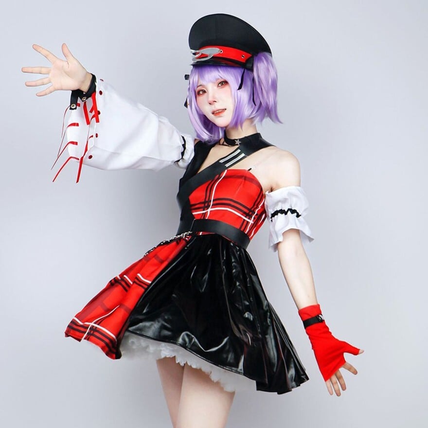 圧倒的センター感!強め可愛い「ミリタリーアイドル」に変身できる豪華7点セット衣装