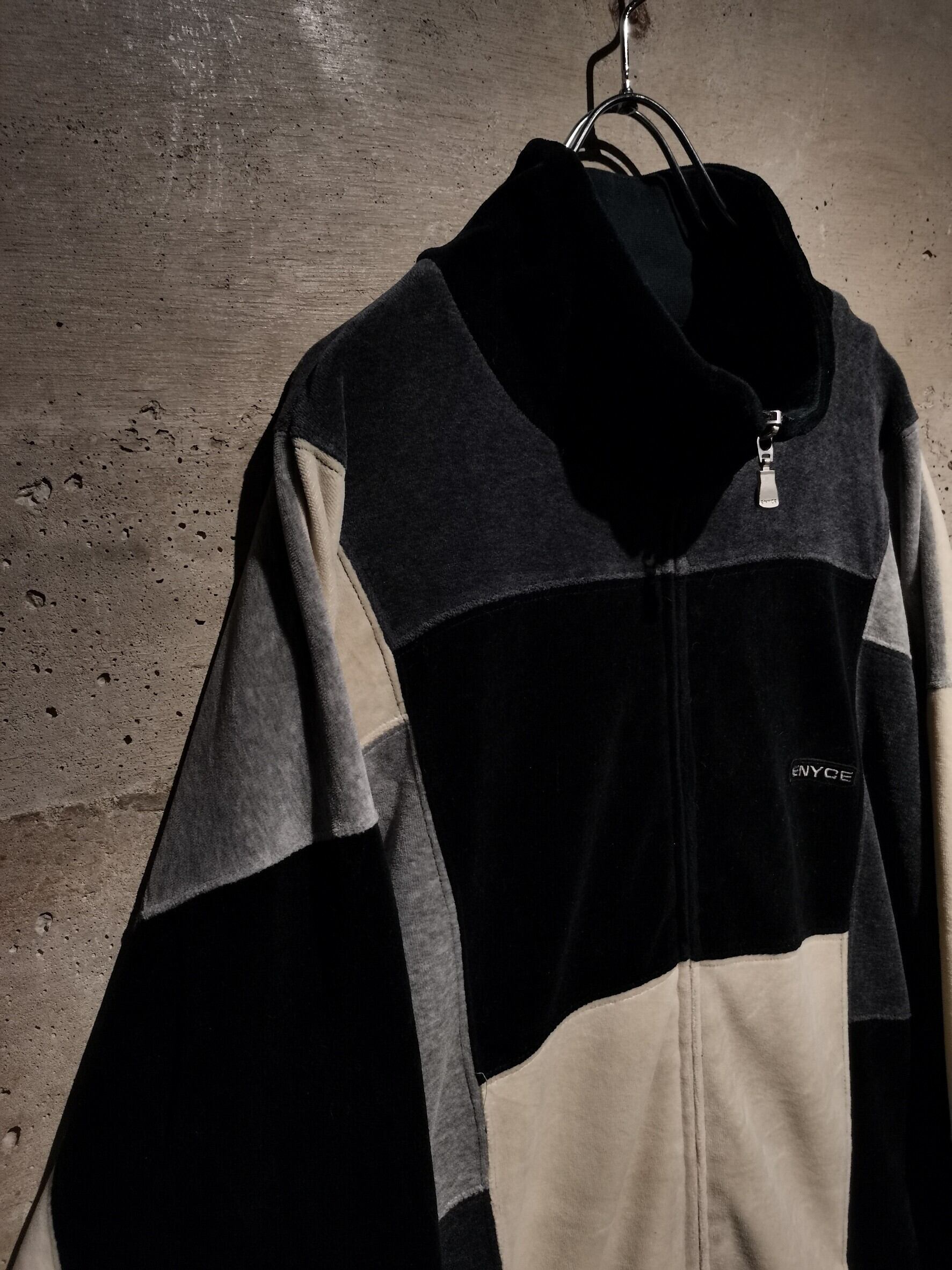 Caka】“ENYCE” Monotone patchwork Design Vintage Loose Velour Track 