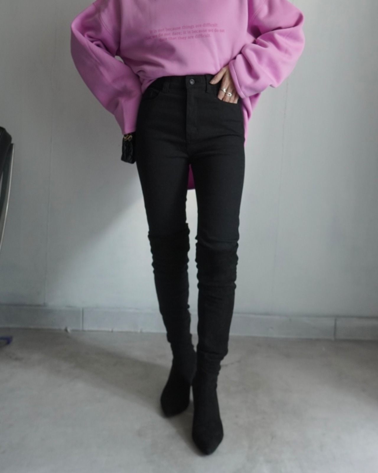 unbalance hem stretch デニムpt／Black