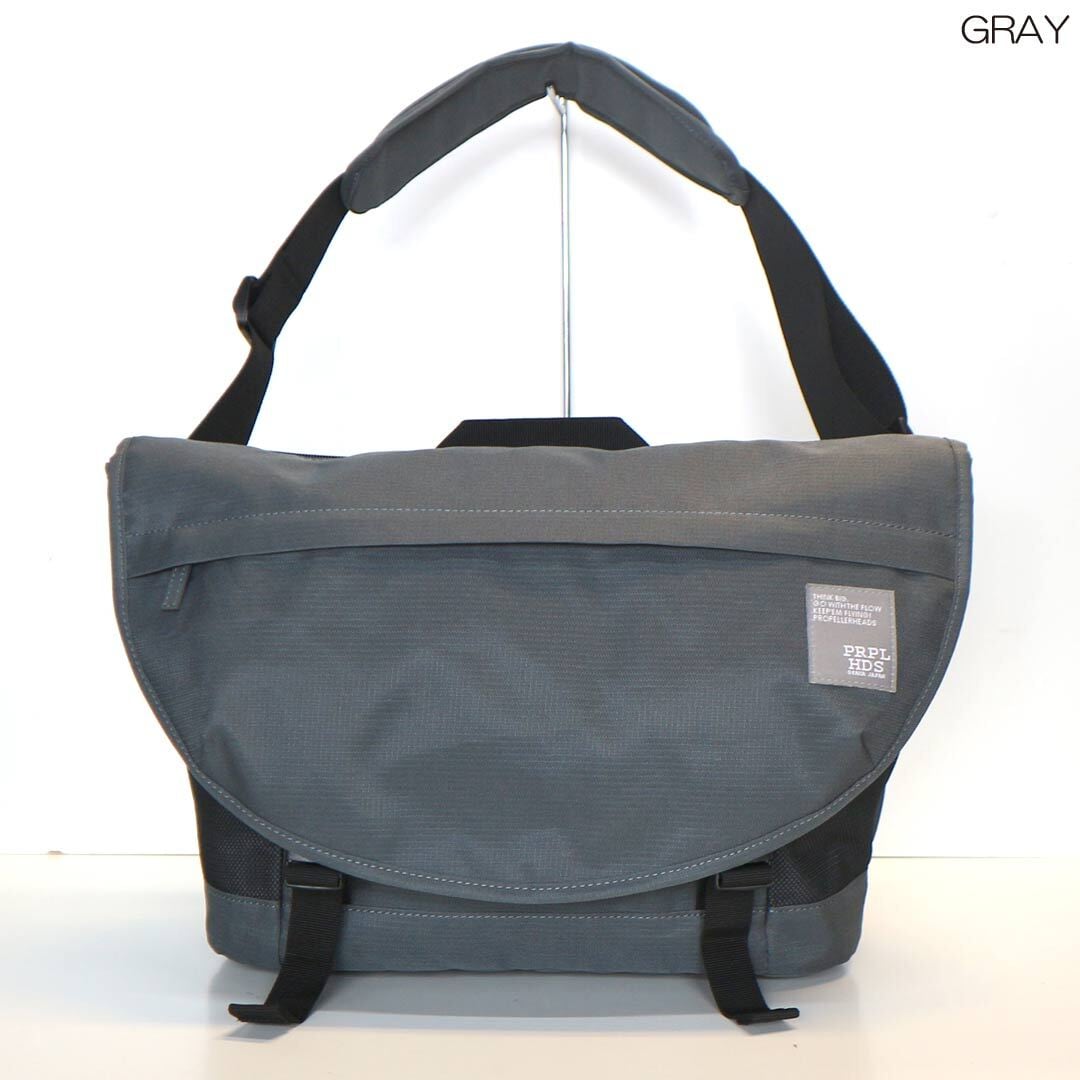 大幅値下げ‼️たっぷり入るTOKYOPROPER メッセンジャーバッグダークグレー 大幅値下げ‼️たっぷり入るTOKYOPROPER メッセンジャーバッグ