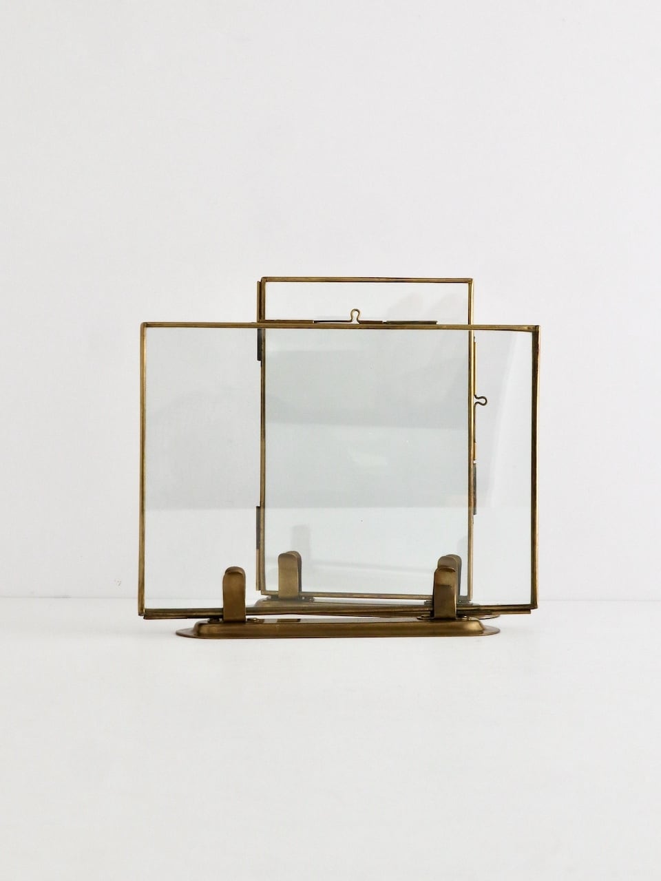 真鍮のアンティークフォトフレーム M｜Brass Antique Photo