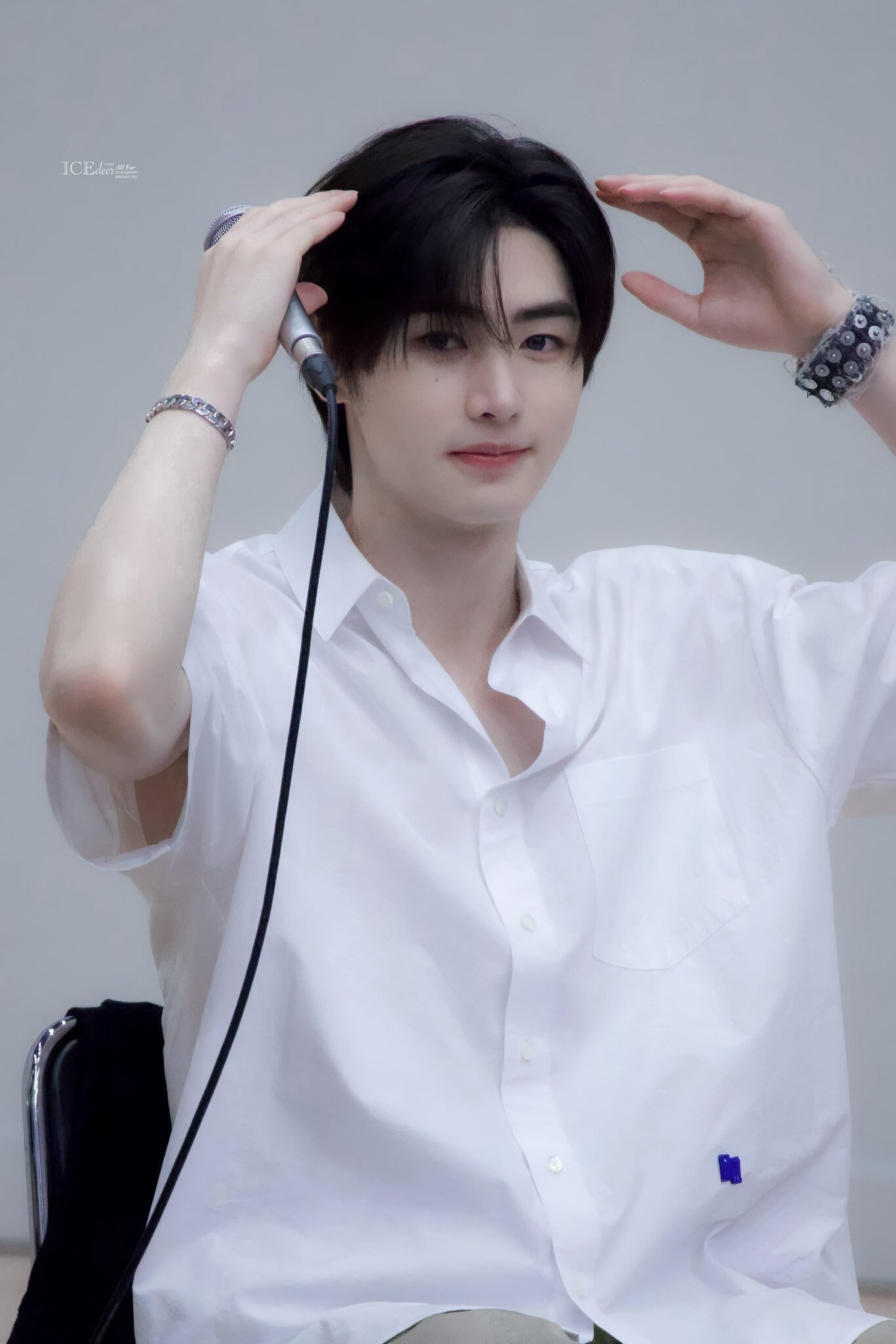 ADER ERROR ニットベスト ENHYPEN着用 ADER ERROR ニットベスト ENHYPEN着用