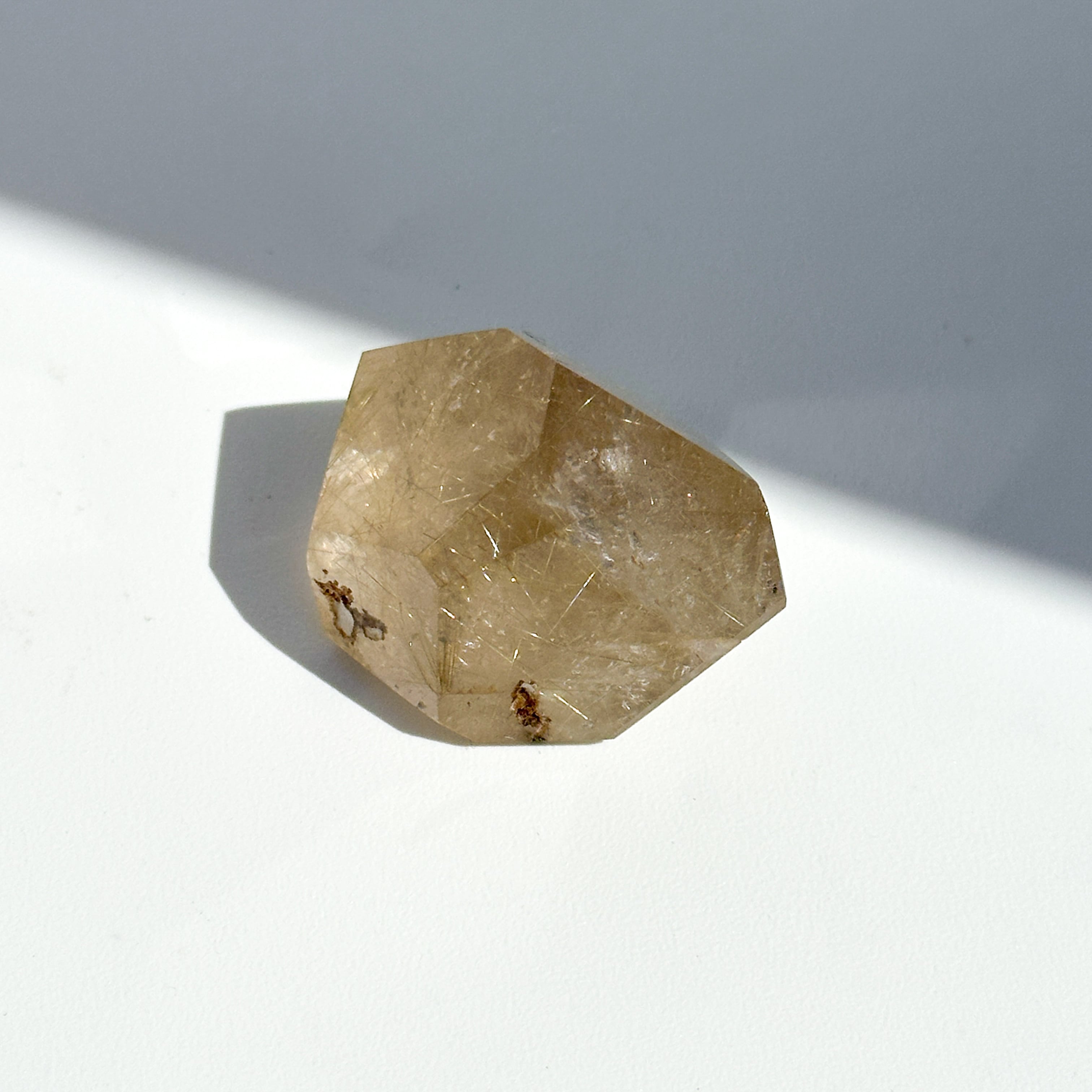 ルチルインクォーツ フリーフォーム51◇ Rutile in Quartz◇天然石・鉱物・パワーストーン・インテリア
