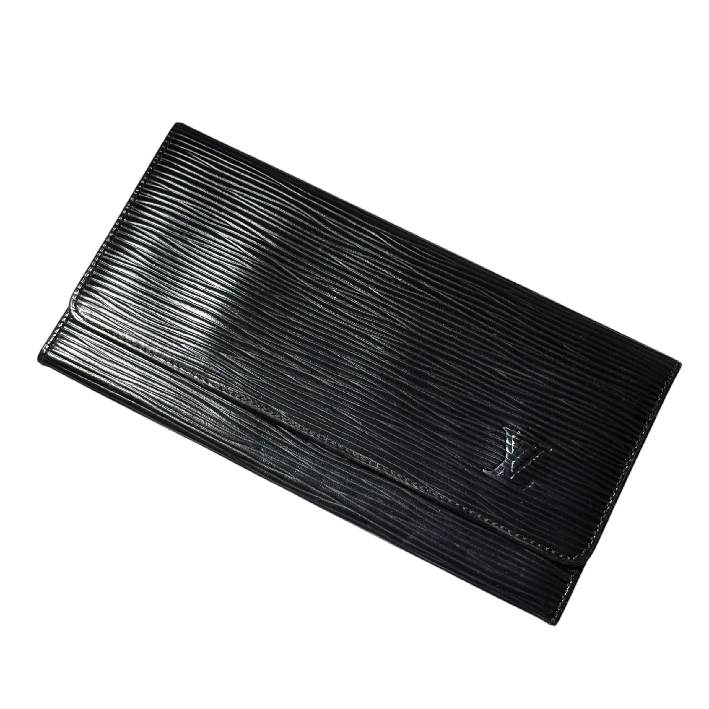 miumiu archive vintage nylon body bag | NOIR ONLINE