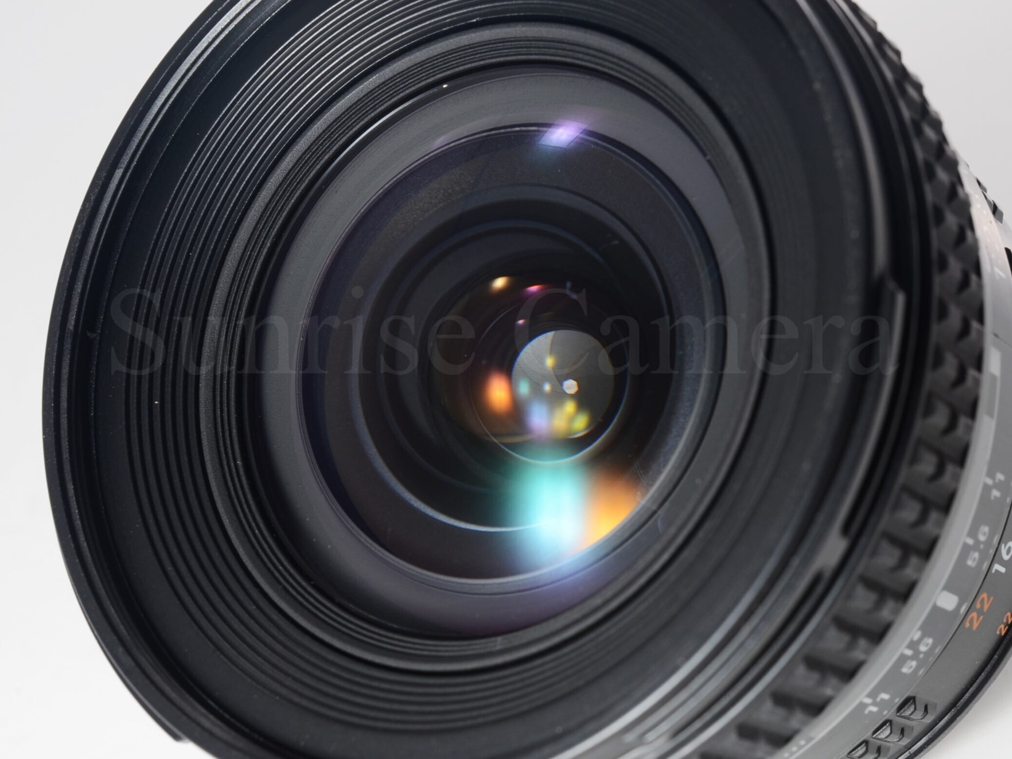 Nikon AF Nikkor 20mm F2.8 D 単焦点レンズ (60524) | サンライズ