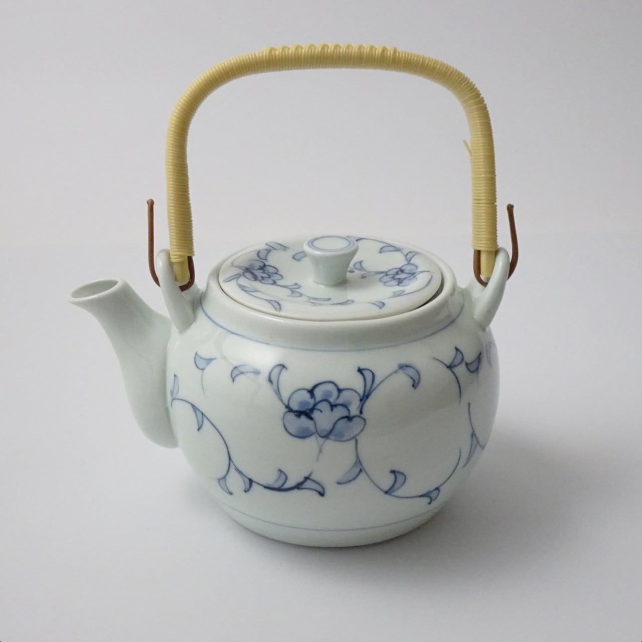 オリエント10号土瓶 茶こし付（1ヶ入ダンボール） | 有田焼 かどすみ商店