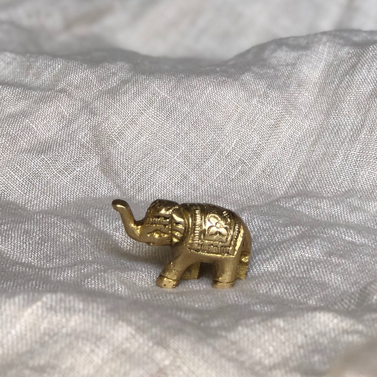 幸運のゾウ【3cm】お香立て