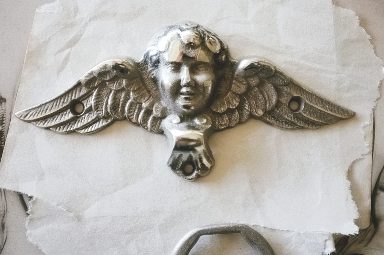 1900s フランス ルーベンス 聖アンデレの殉教的プットーと大きなハンドルa ツマミ アンティーク