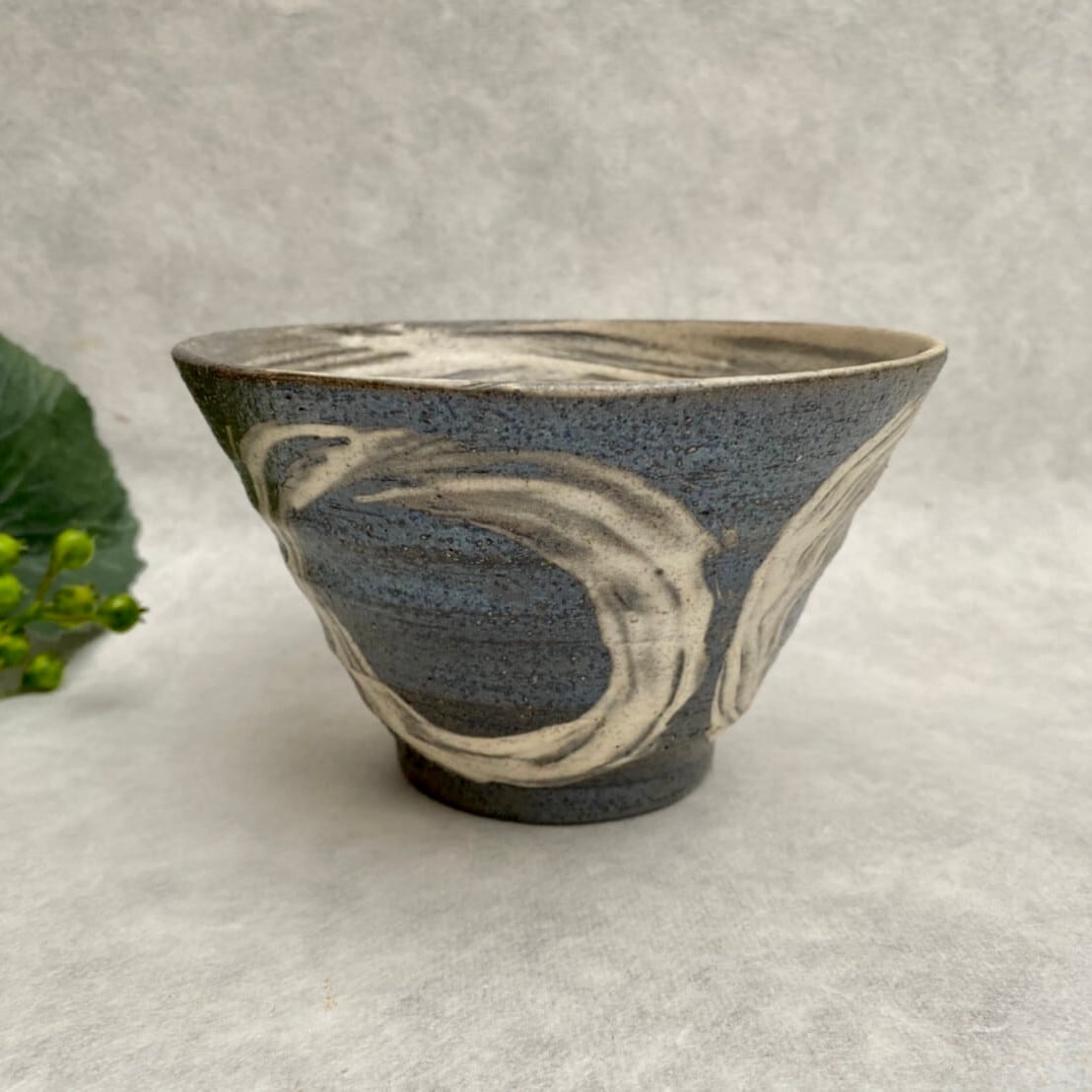 再入荷】丼 S (650 cc) 焼締 白刷毛 | TSUNE;田中恒子の器 オンライン