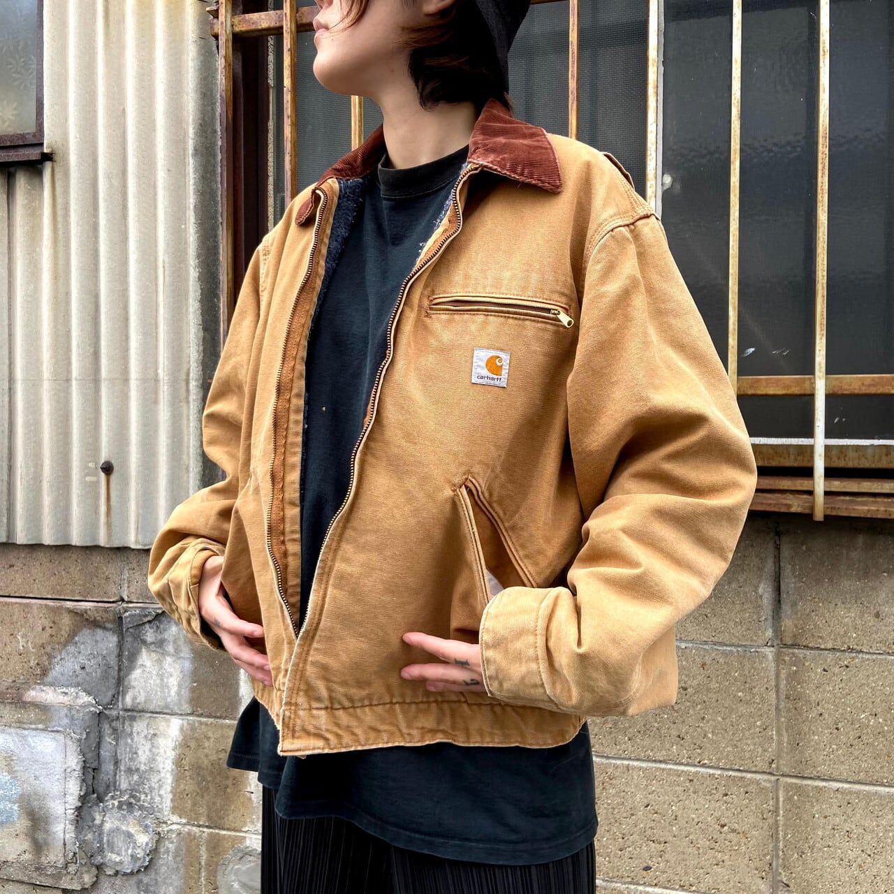 本日発送可能 carhartt デトロイトジャケットメンズ - その他