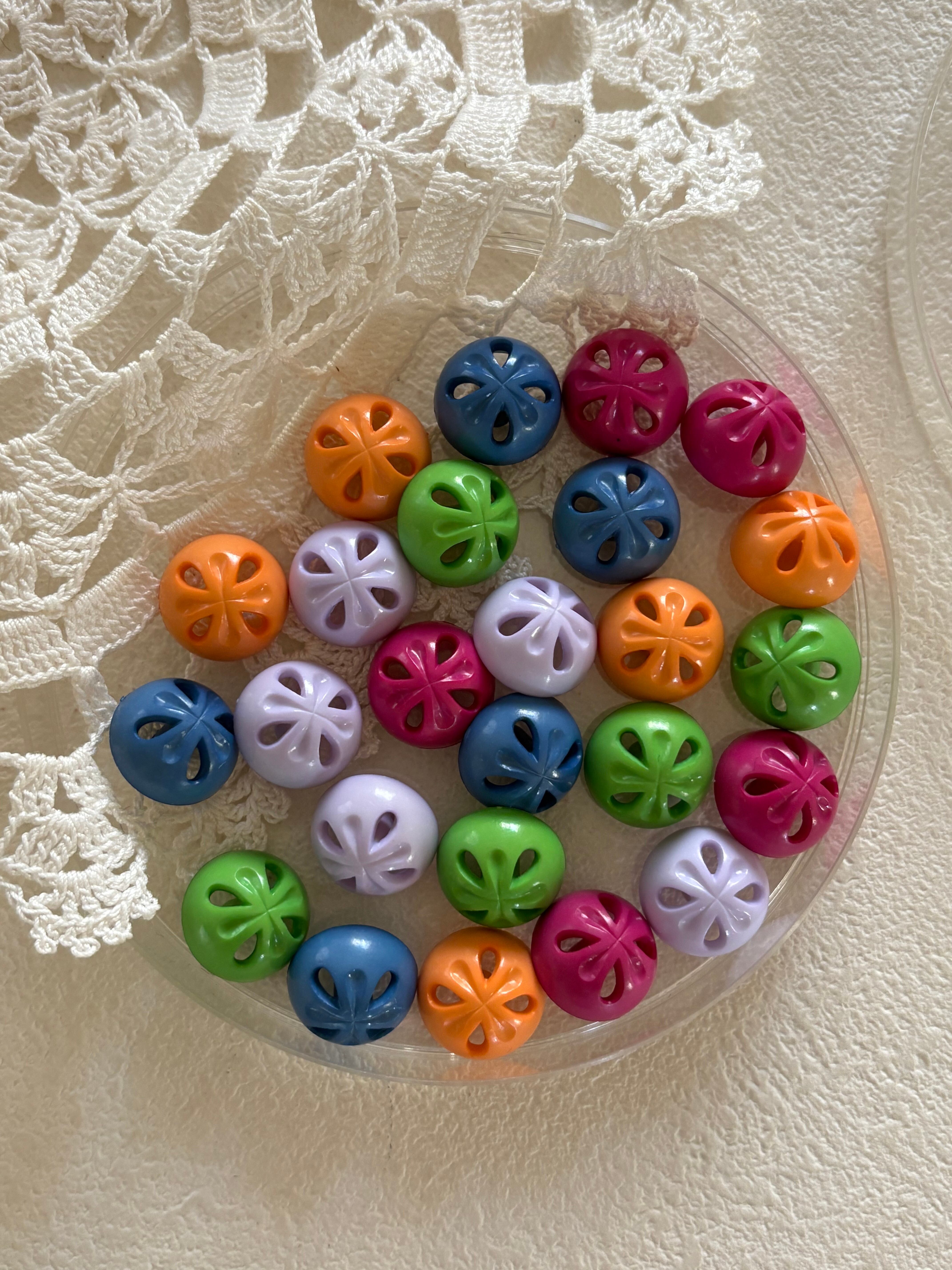 Japanese Vintage ボタン 2個セット レトロ 13mm ドーム型 プラスチック デッドストック アクセサリーパーツ 装飾材 カルトナージュ