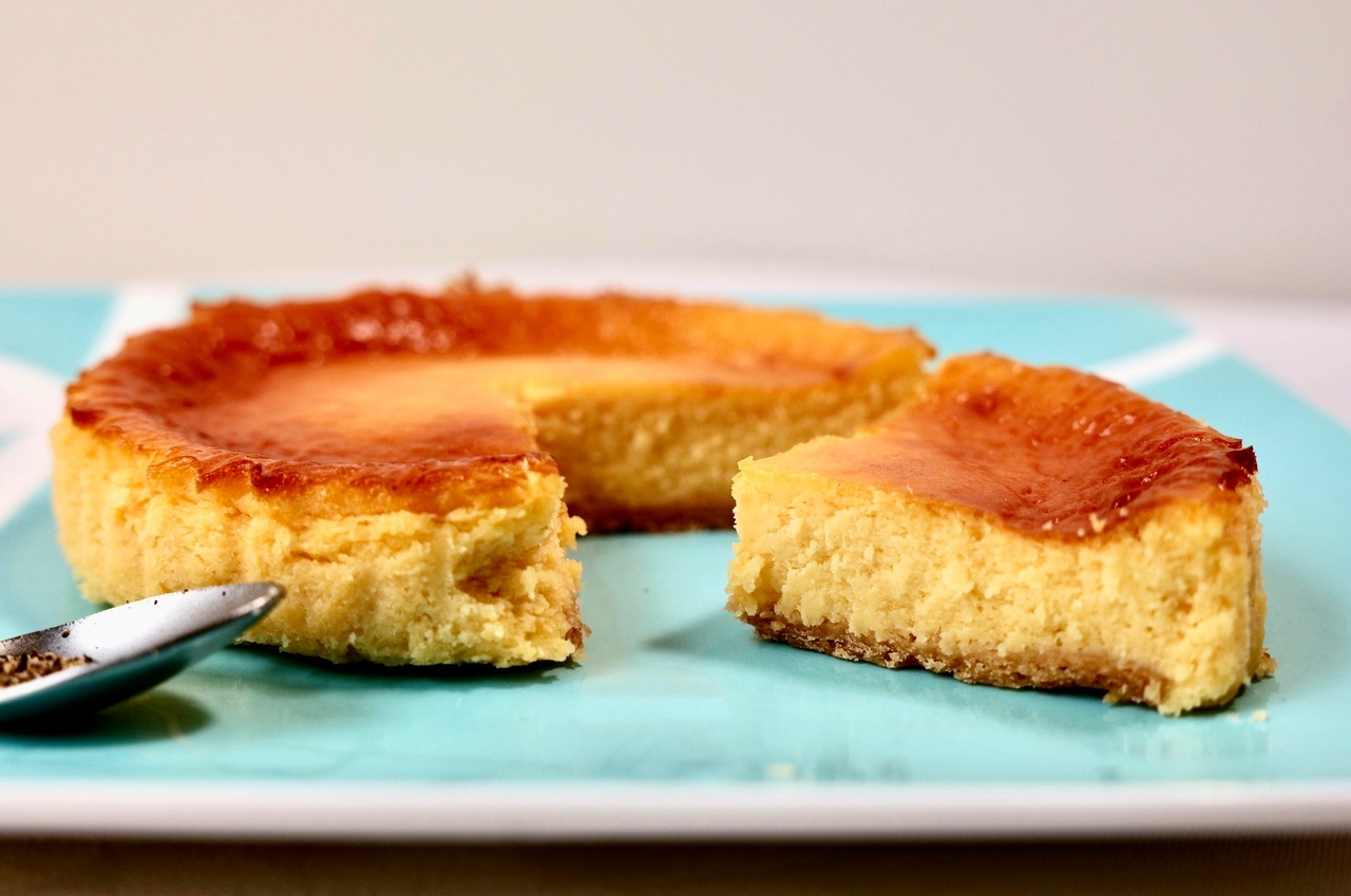 千草屋のご褒美デザートセット｜チーズケーキとガトーショコラ